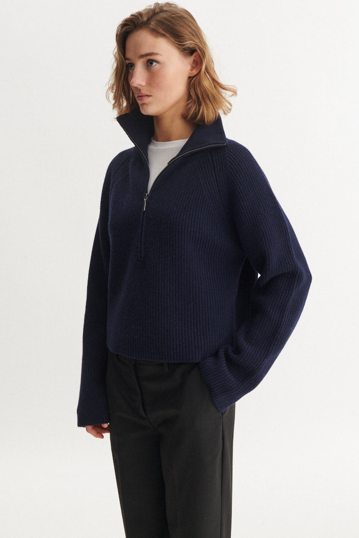 basic-apparel-cady-zip-sweater-troyer-sky-captain-wolle image 2