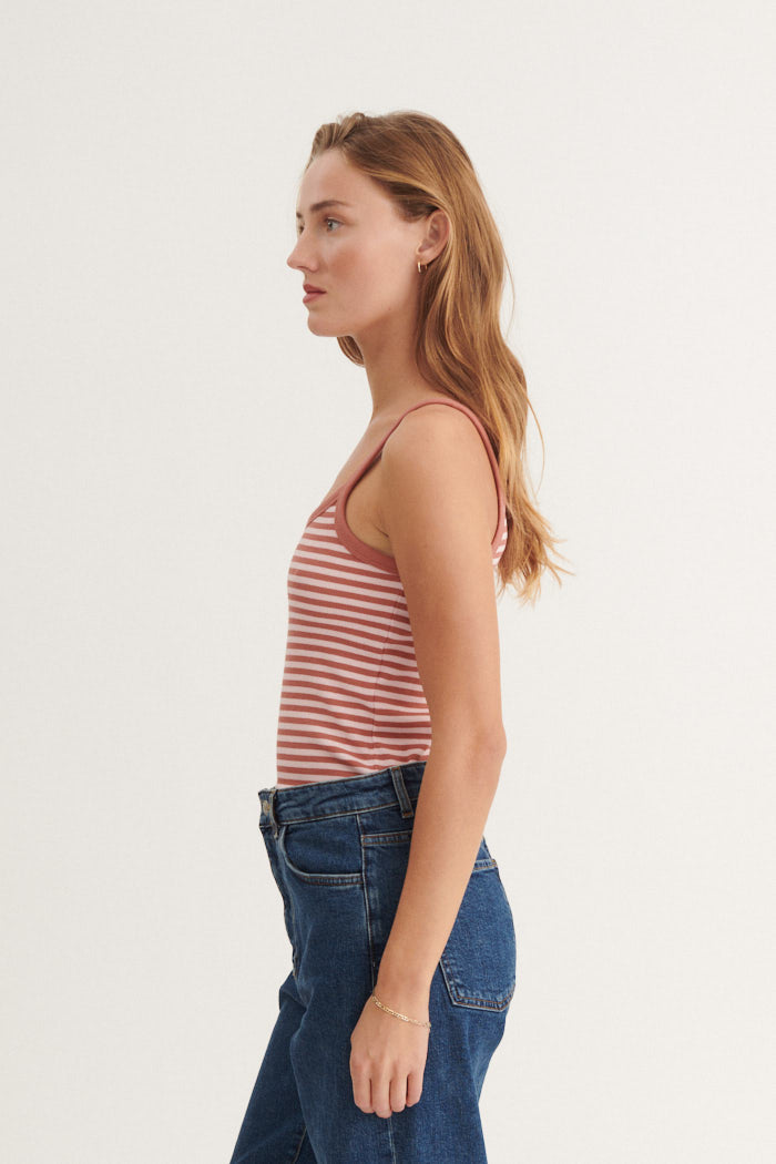 basic-apparel-ludmilla-strap-top-cedar-wood-gestreift-bio image 2
