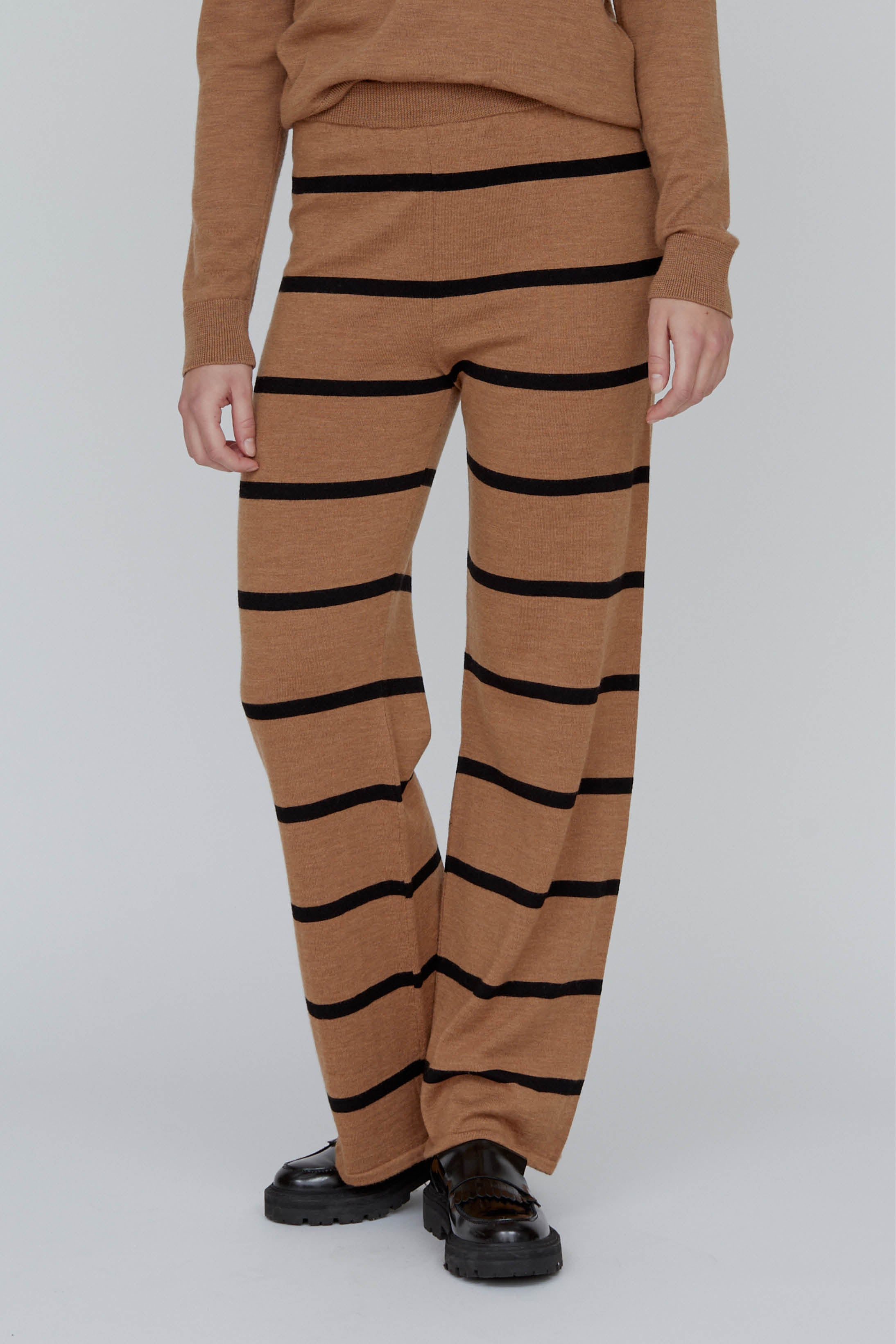 basic-apparel-vera-wide-pants-hose-apple-cinnamon-wolle image 1