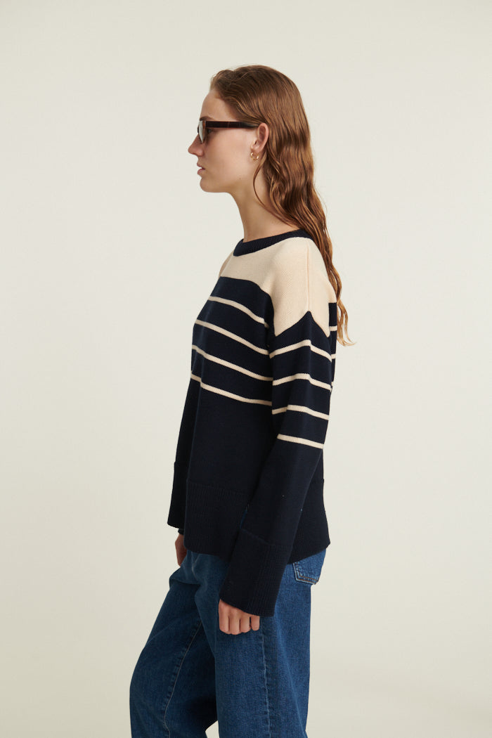 basic-apparel-winie-ba273-13-pullover-sky-captain-birch-bio image 2