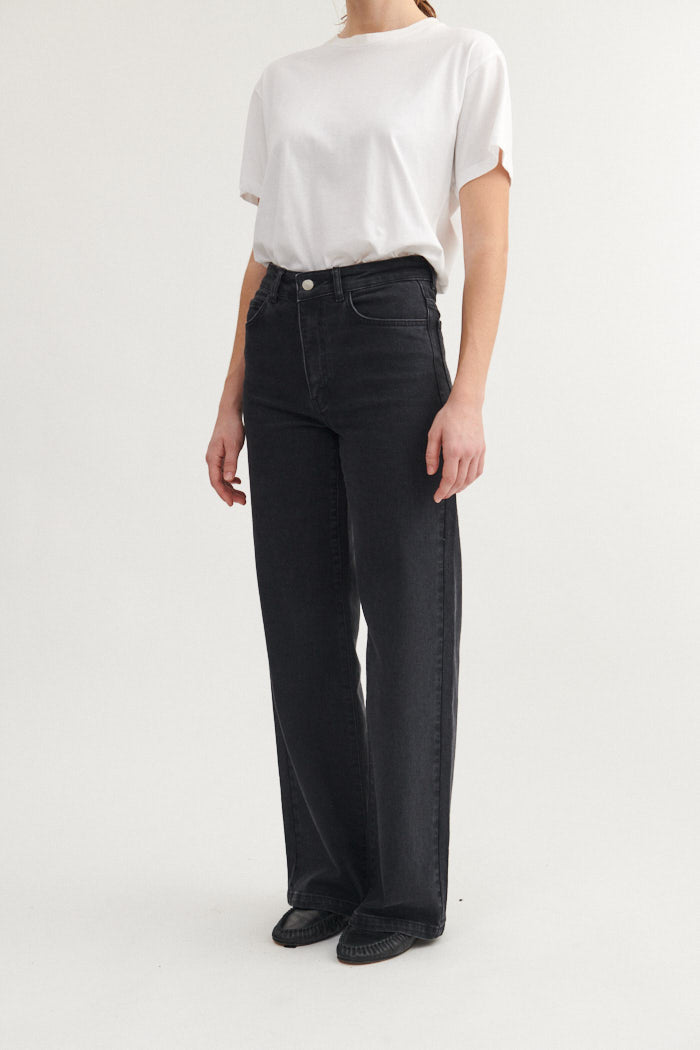 basic-apparel-enya-black-jeans-damen-schwarz-weites-bein image 6