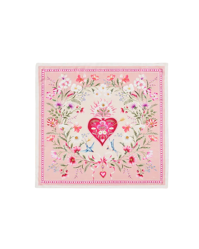 fable-england-scarves-penelope-tuch-rosa-quadratisch-blumen image 1