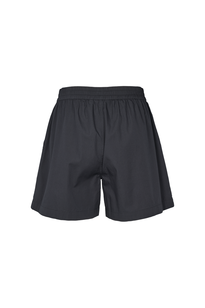 basic-apparel-silje-shorts-schwarz-bio-baumwolle image 4