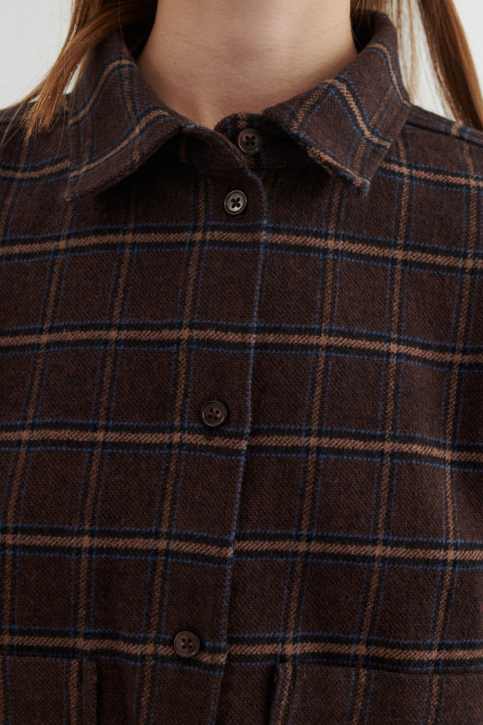 basic-apparel-misa-shirt-bluse-chicory-coffee-bio-baumwolle image 5