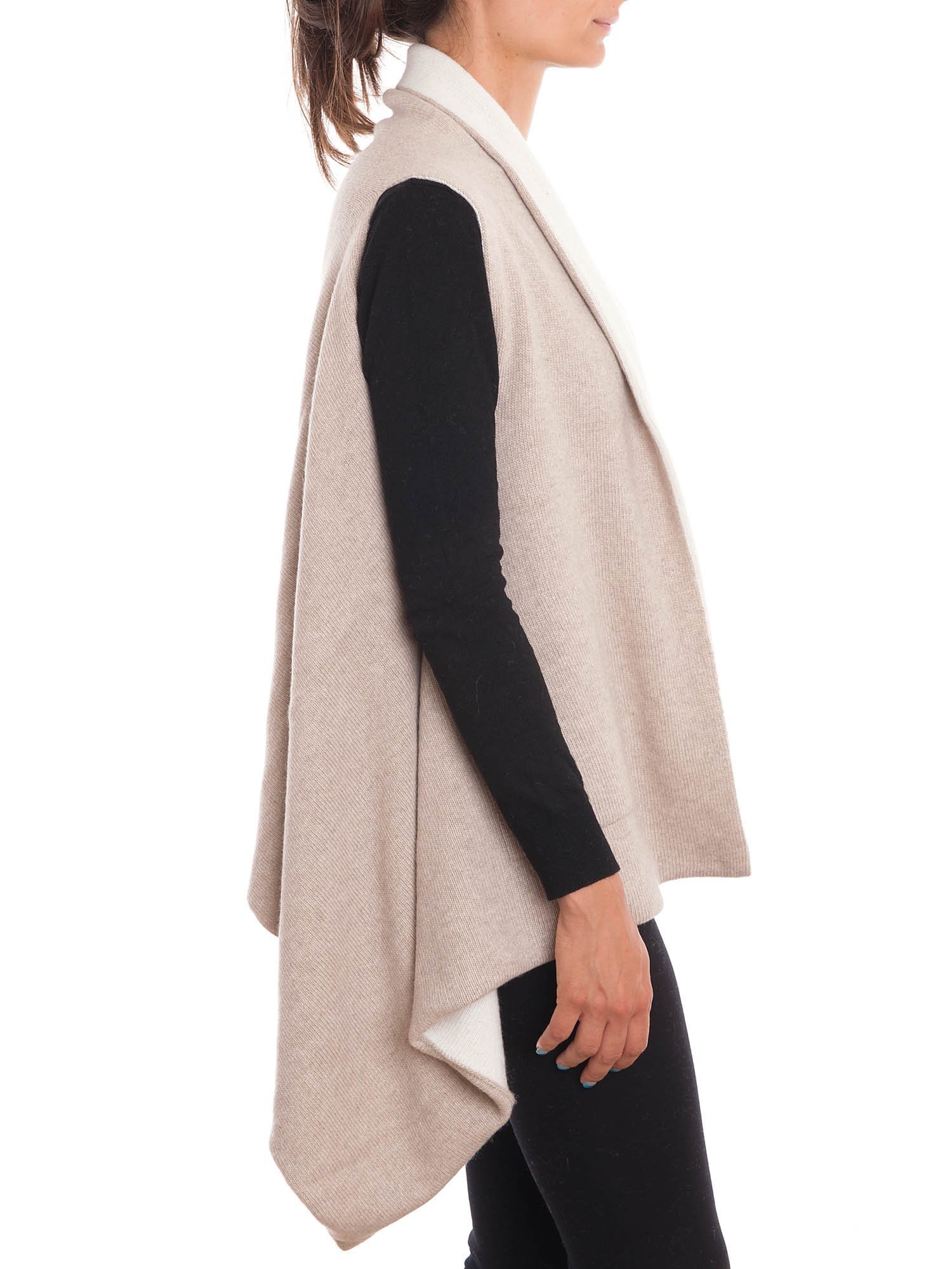 dalle-piane-cashmere-cape-bicolor-beige-creme-kaschmir image 3