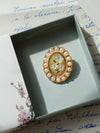 fable-england-forget-me-not-pearl-cameo-brosche-gold image 2