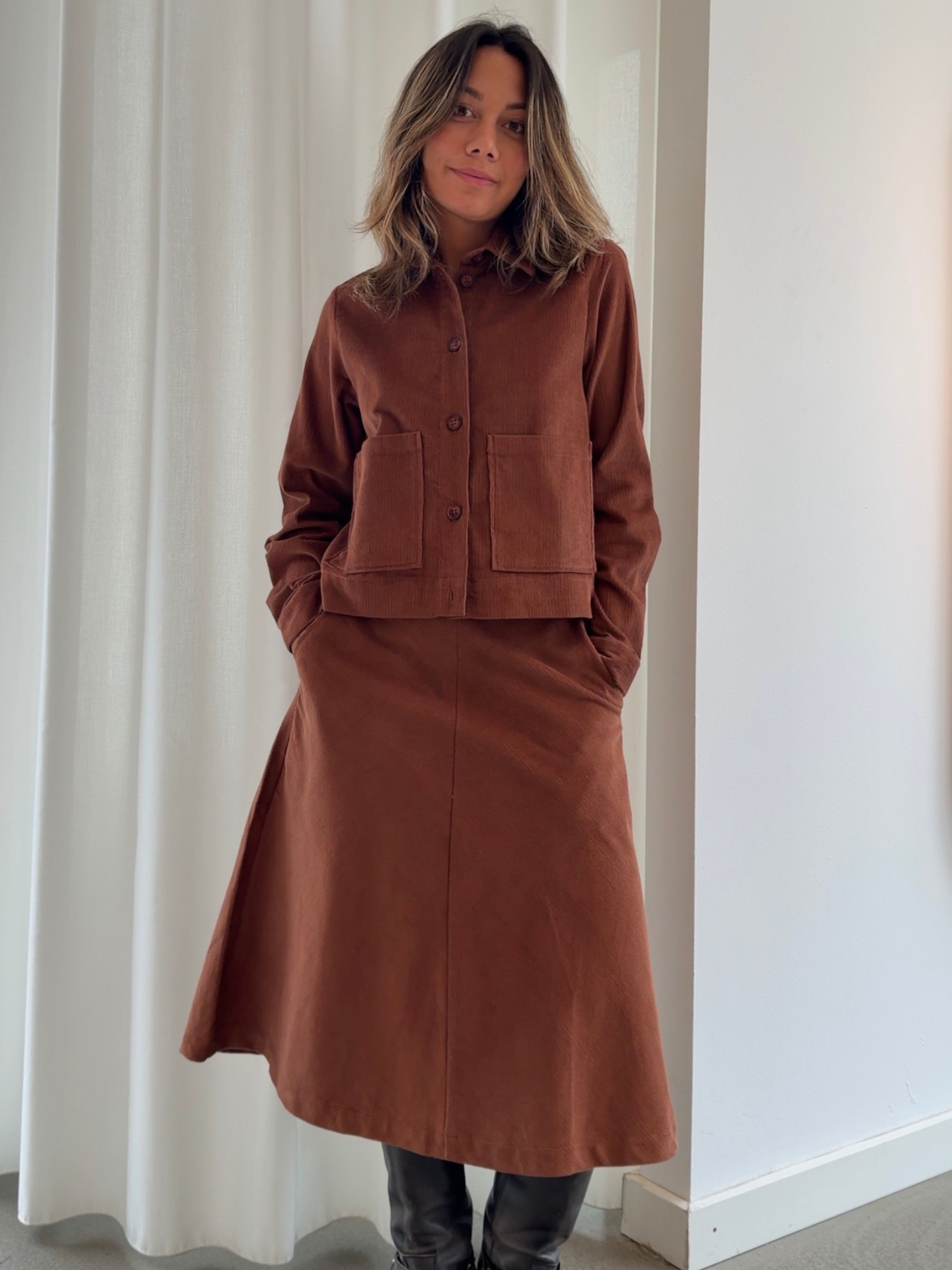 basic-apparel-millu-midirock-tortoise-shell-bio-samt image 8