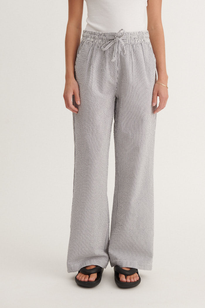 basic-apparel-asta-pants-hose-bright-white-bio-baumwolle image 1