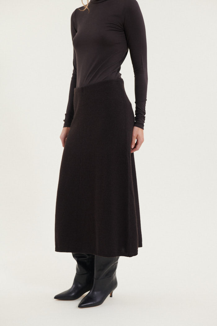 basic-apparel-lise-3-4-skirt-strickrock-braun-wolle image 1