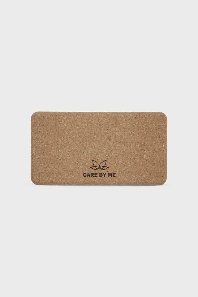 care-by-me-yoga-block-yogaklotz-kork-nature image 1