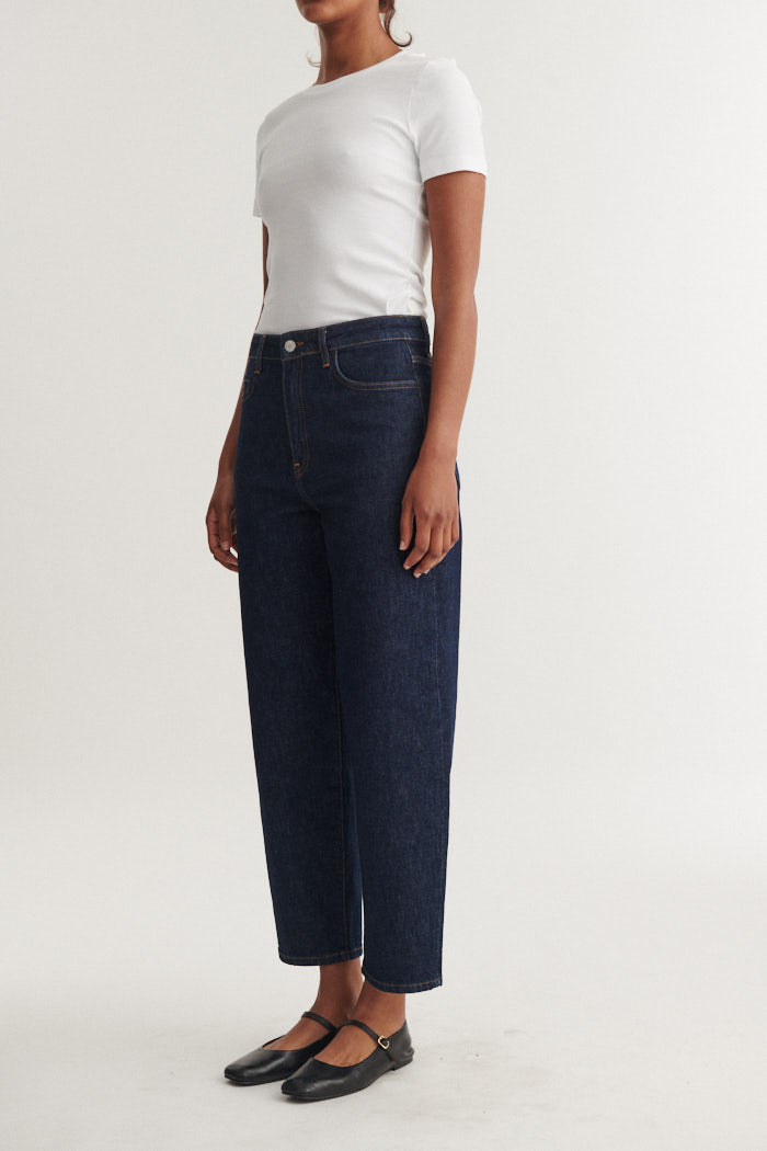basic-apparel-ea-rinse-wash-jeans-raw-denim-bio-baumwolle image 3