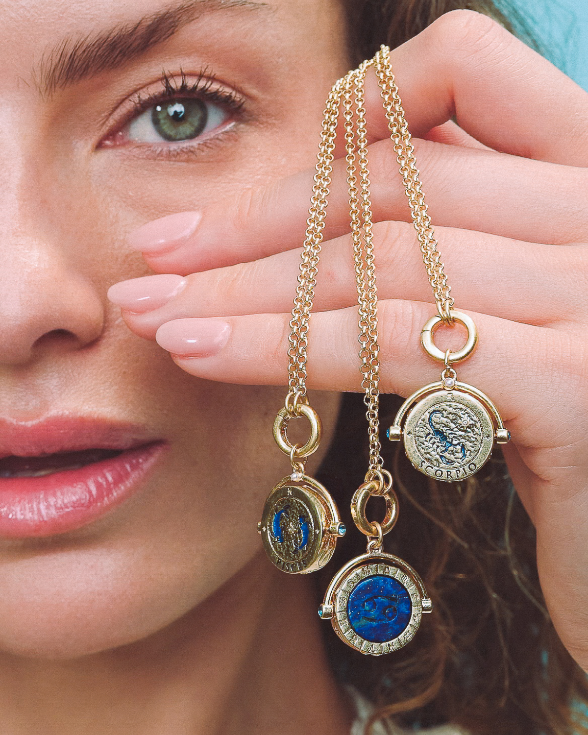 fable-england-pisces-sternzeichen-kette-gold-mit-lapis image 4