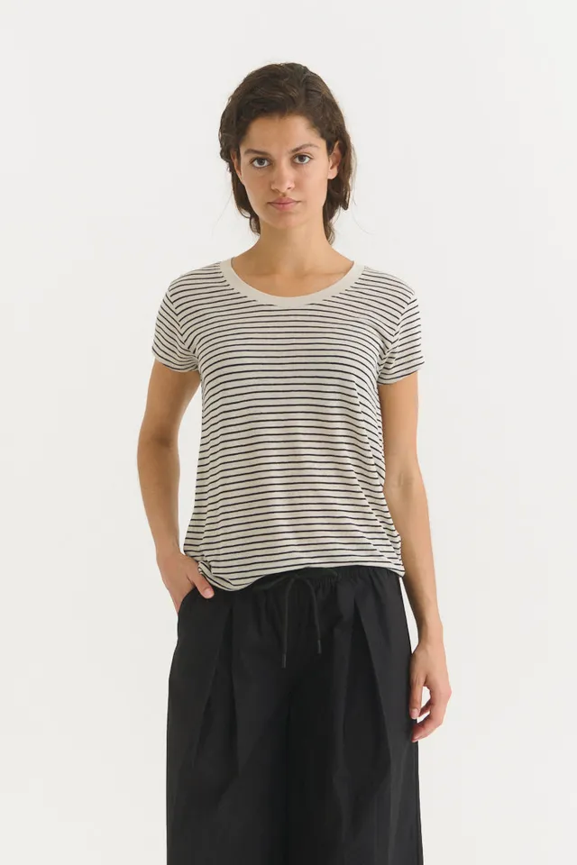 basic-apparel-ashly-ss-tee-t-shirt-birch-black-leinen image 1