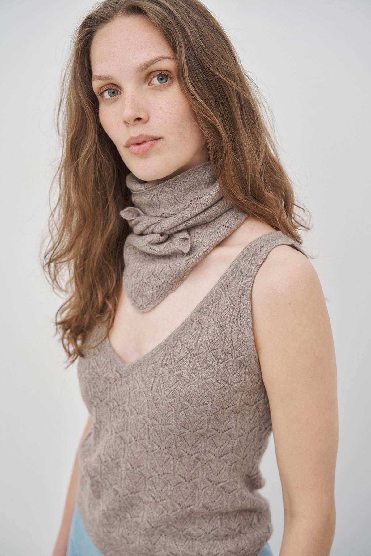 care-by-me-aja-scarf-schal-dark-sand-kaschmir image 8