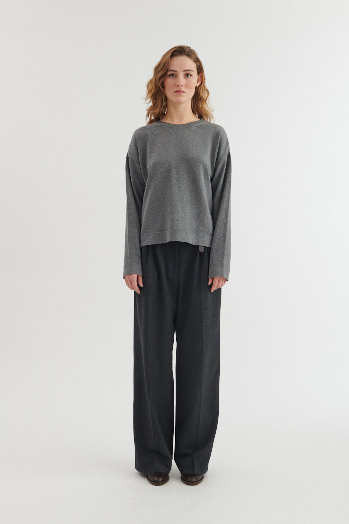 basic-apparel-kari-o-neck-pullover-grau-bio-baumwolle-oversize image 4