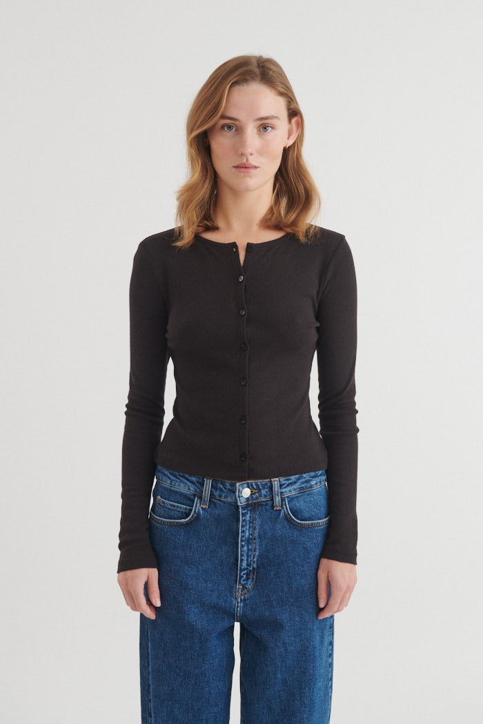 basic-apparel-arense-ba140-11-strickjacke-schwarz-bio-baumwolle image 1