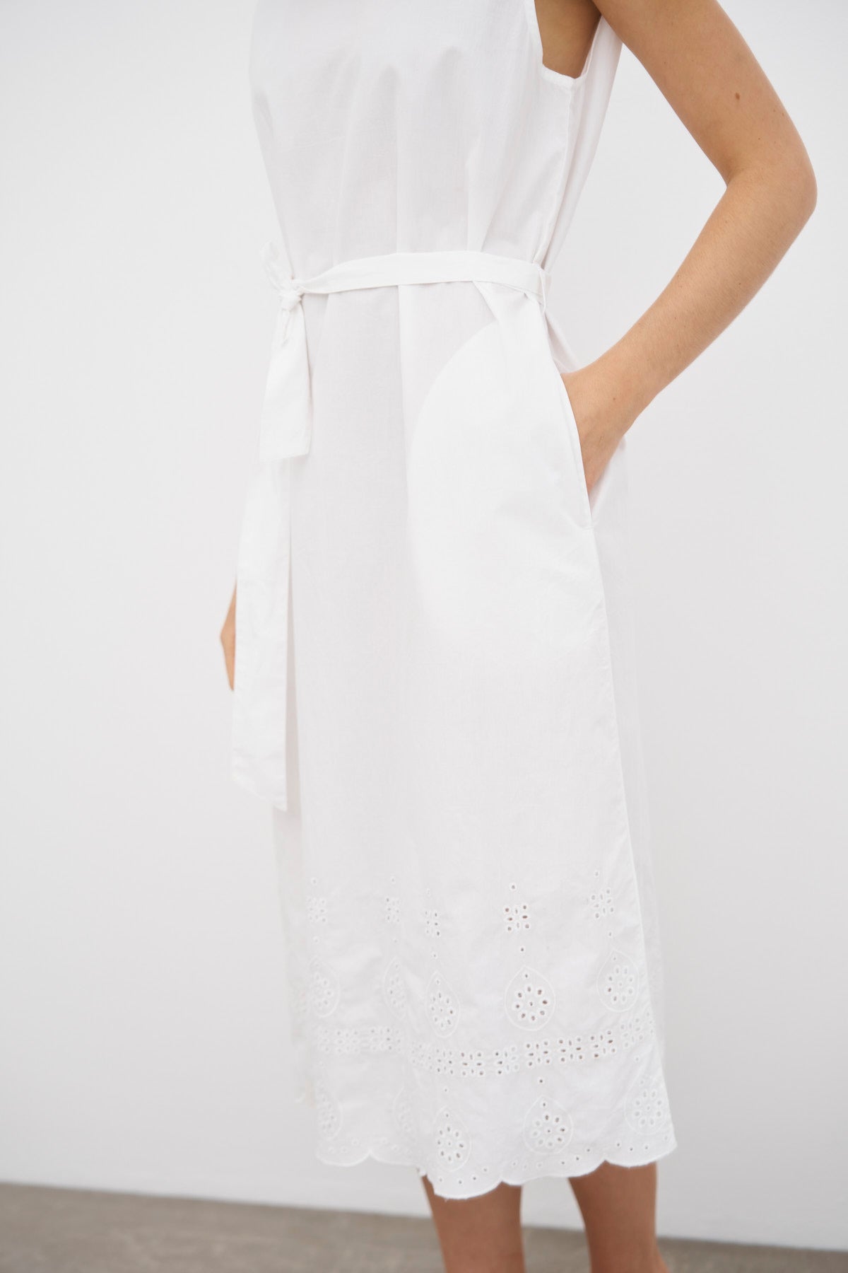 care-by-me-flora-a-dress-kleid-sand-bio-baumwolle-gots image 7