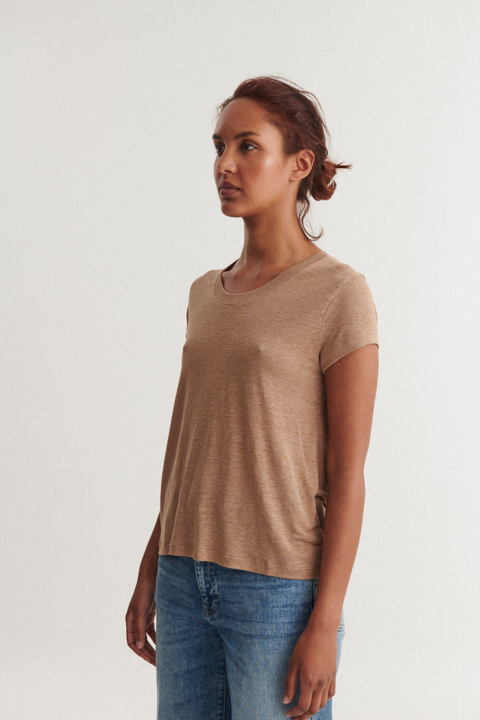 basic-apparel-ashly-ss-tee-t-shirt-portobella-leinenmix image 2