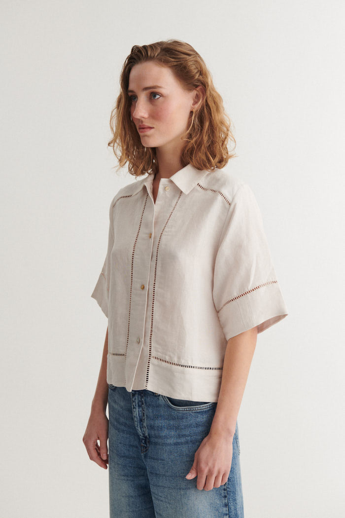 basic-apparel-arina-ss-shirt-ba433-01-kurzarmbluse-moonbeam-leinen image 3