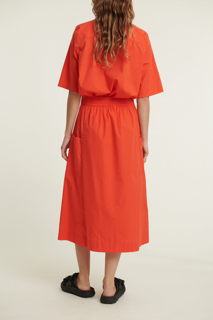 basic-apparel-silje-skirt-grenadine-damen-rock-bio-knielang image 2