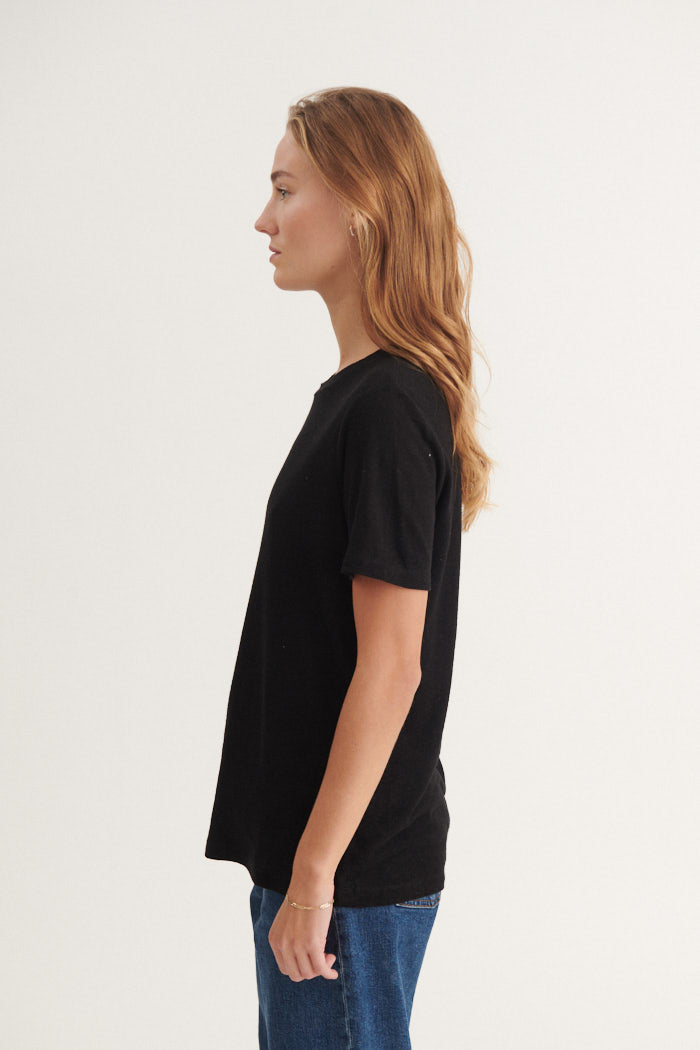 basic-apparel-kali-tee-t-shirt-black-leinenmix image 2