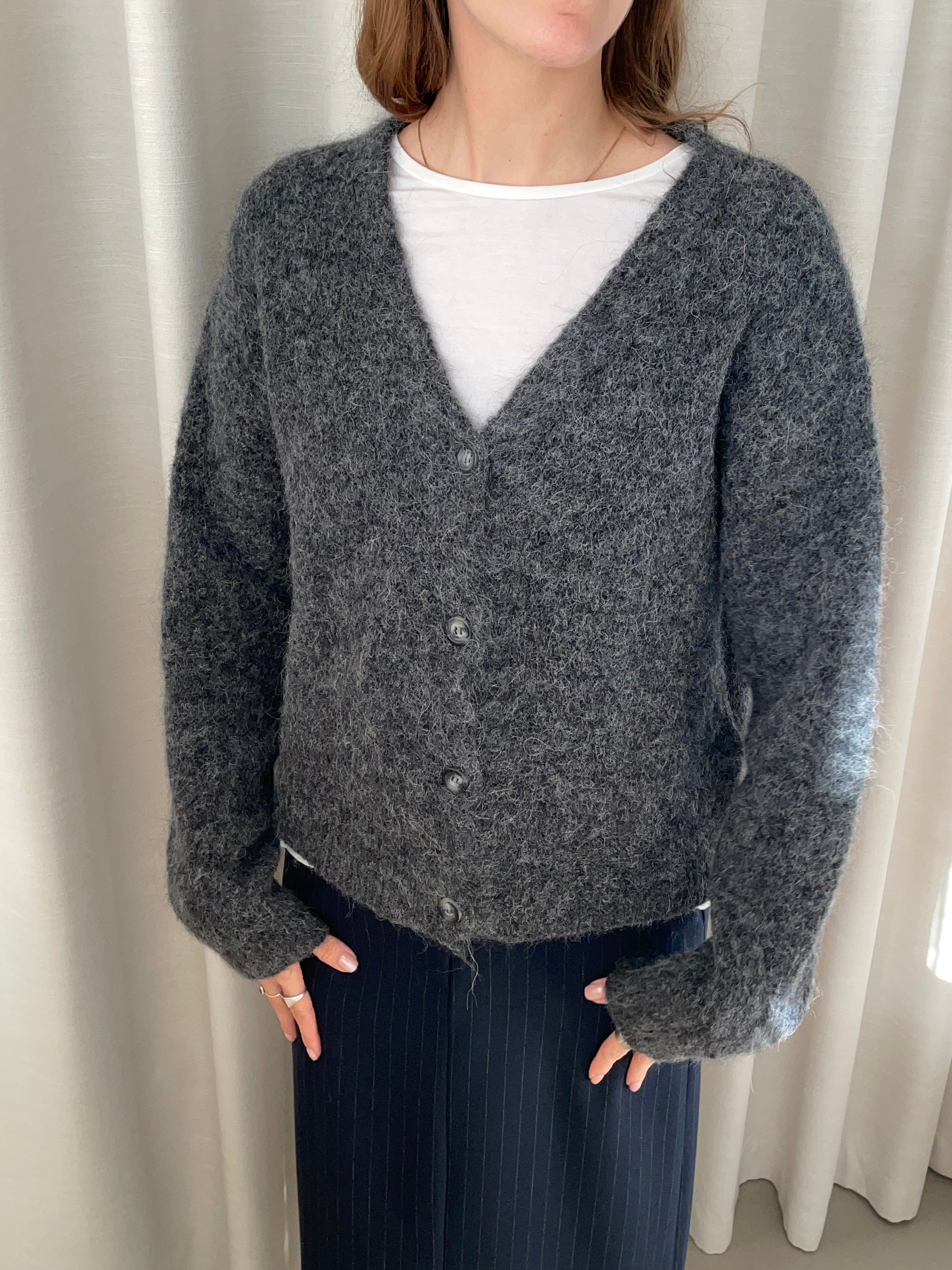 basic-apparel-magna-cardigan-strickjacke-grau-alpaka-mix image 2