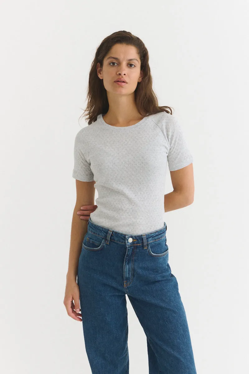 basic-apparel-arense-ba140-04-t-shirt-bio-grau-lochmuster image 1