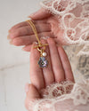 fable-england-pansy-pearl-halskette-gold-toggle image 2