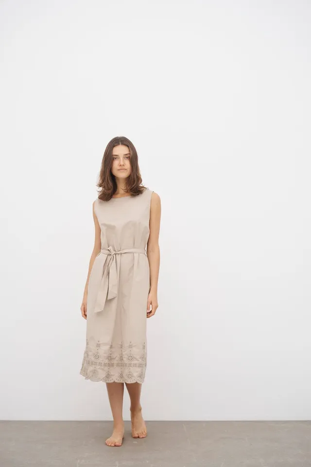 care-by-me-flora-a-dress-kleid-sand-bio-baumwolle-gots image 1