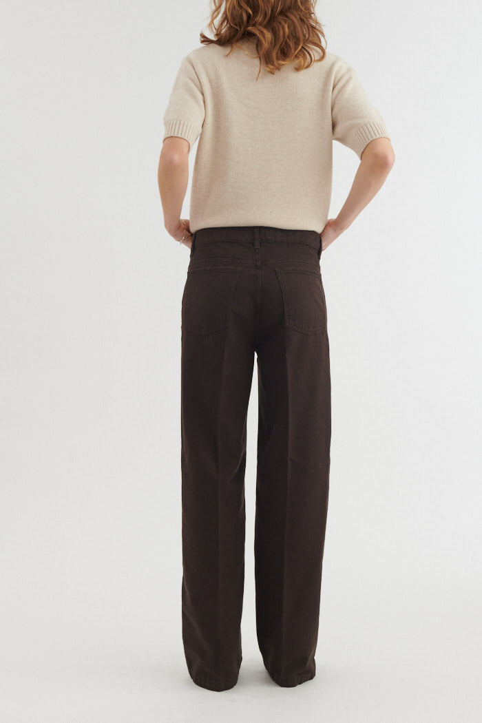 basic-apparel-enya-brown-jeans-wide-leg-chocolate-bio-denim image 4