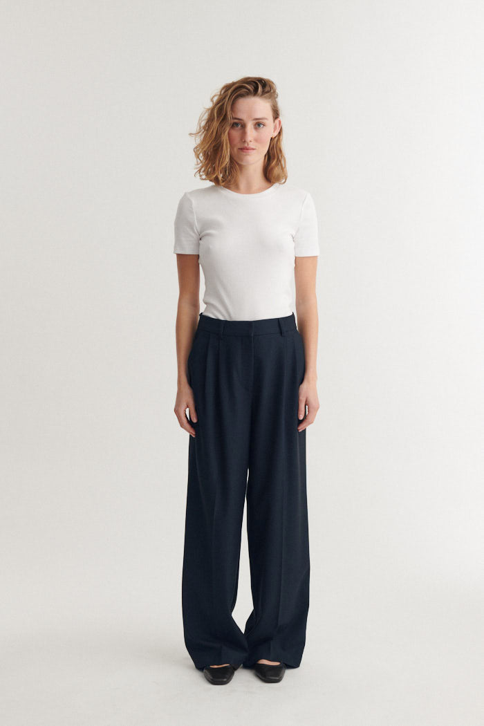 basic-apparel-marjo-hose-navy-melange-weites-bein image 3