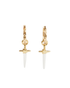 fable-england-rose-dagger-huggie-ohrringe-gold image 6