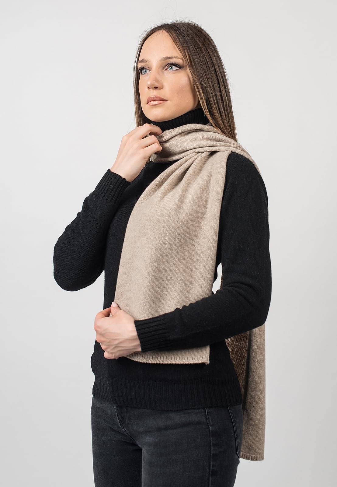 dalle-piane-cashmere-scarf-damen-schal-beige-regenerierter-kaschmir image 3
