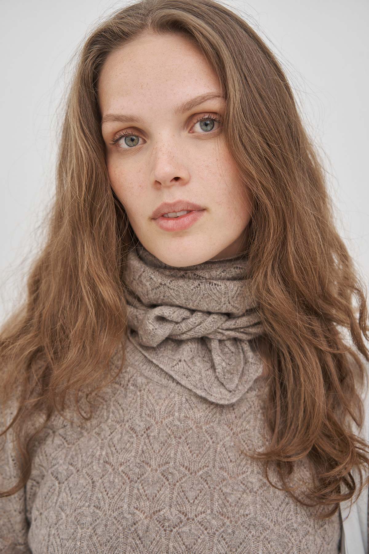 care-by-me-aja-t-shirt-kaschmirshirt-burgund-strickmuster image 4