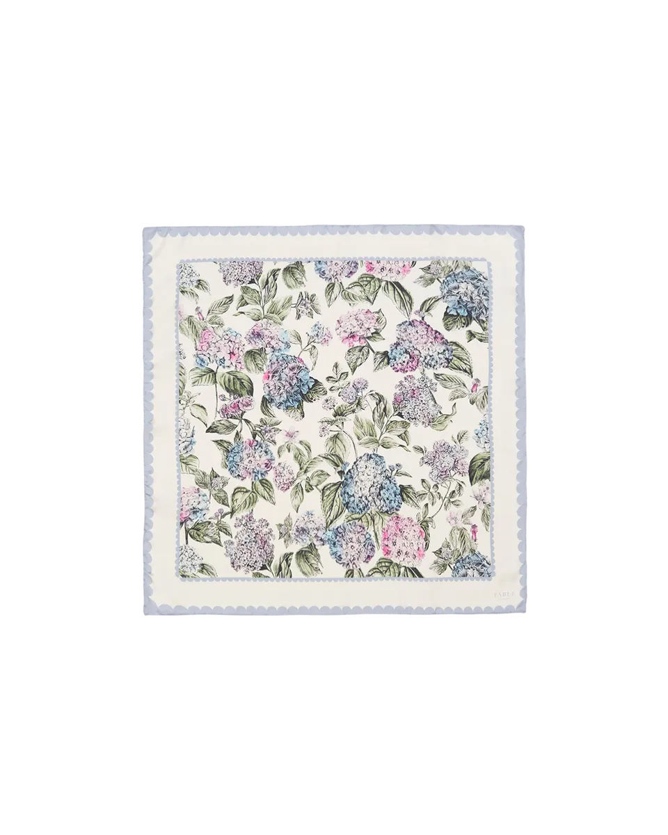 fable-england-hydrangea-square-halstuch-ivory-blumen image 1
