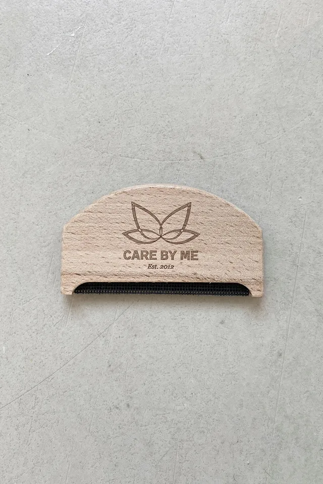 care-by-me-cashmere-comb-kaschmirkamm-holz-pilling-pflege image 1