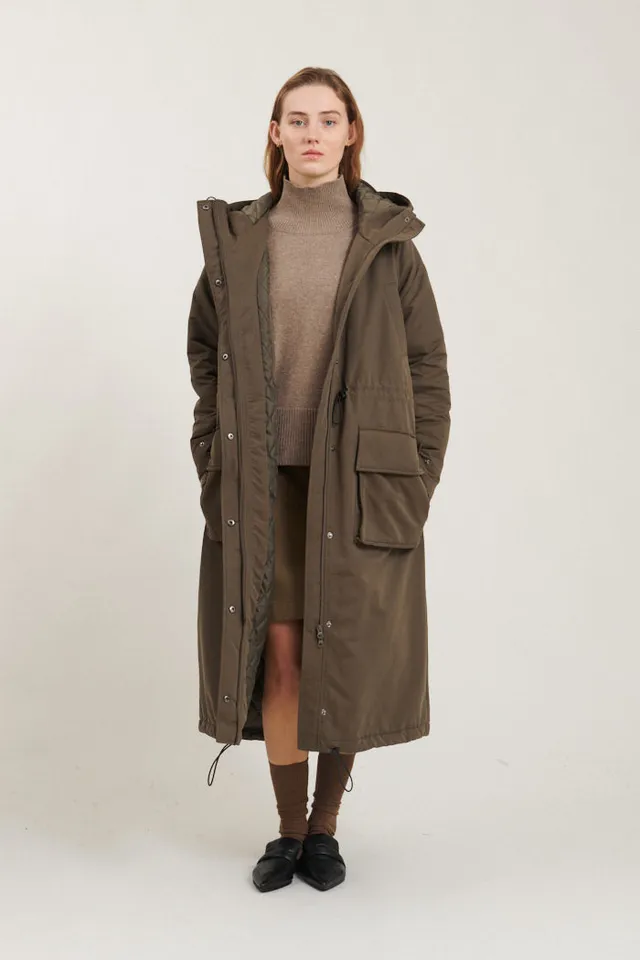 basic-apparel-ajlin-parka-tarmac-winterparka-damen-recycelt image 1
