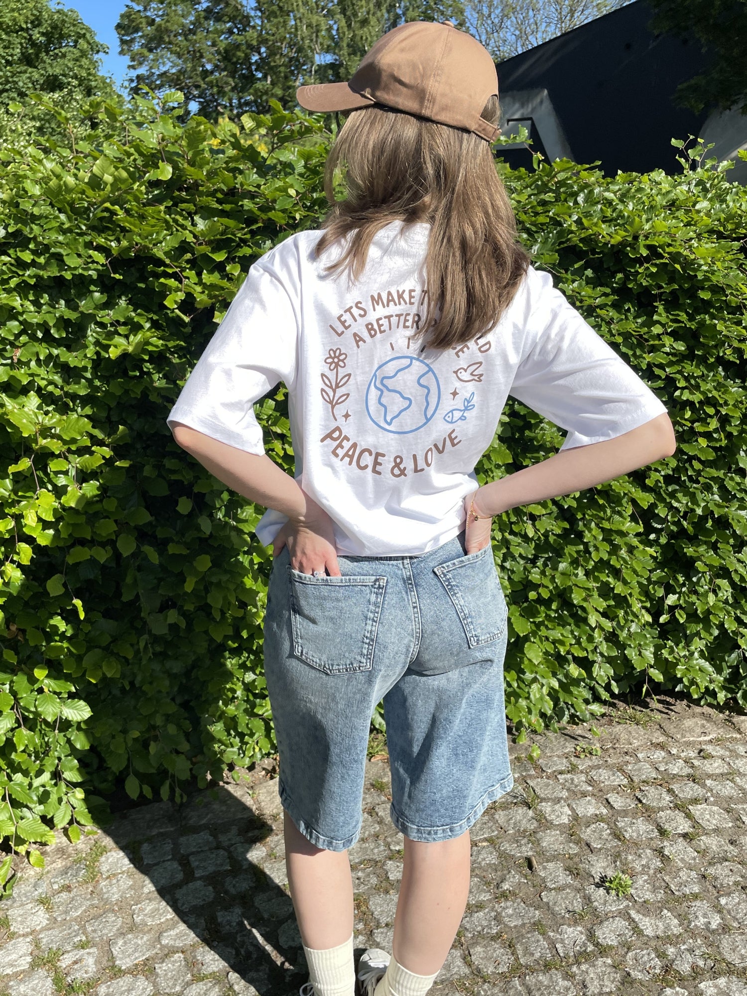 basic-apparel-raji-peace-love-ba118-36-t-shirt-riviera-print image 2
