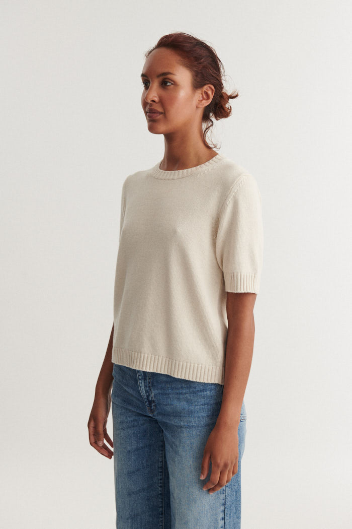 basic-apparel-cady-ss-o-neck-kurzarmpullover-natural-wolle image 2