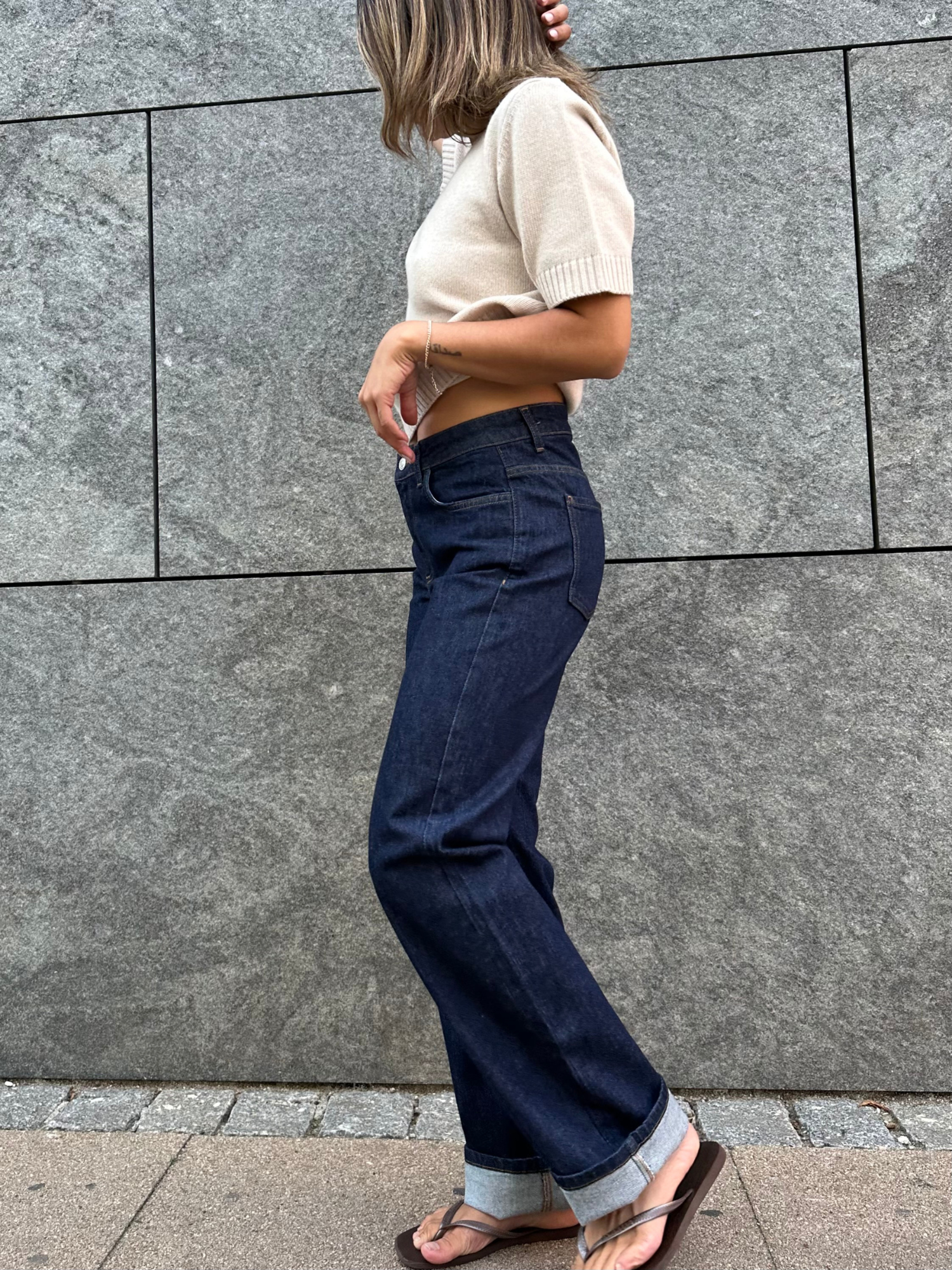 basic-apparel-elisa-rinse-wash-jeans-raw-denim-bio-baumwolle image 2