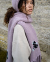 fable-england-forget-me-not-strickschal-lila-blumen image 2