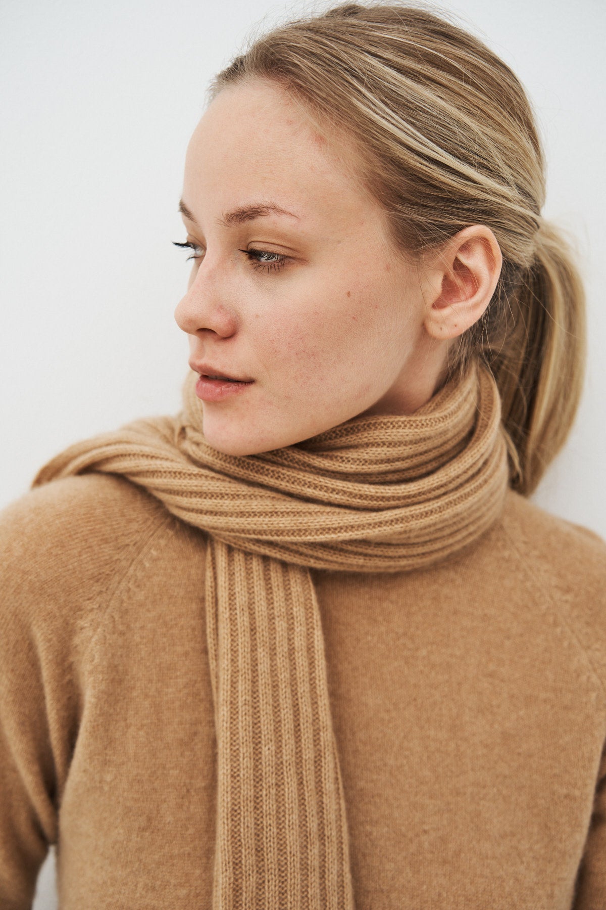 care-by-me-sara-scarf-kaschmirschal-schwarz-30x150 image 3