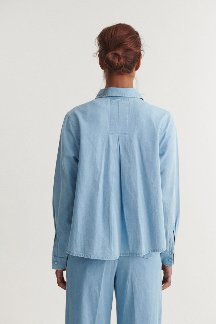 basic-apparel-cody-shirt-jeanshemd-light-wash-bio-baumwolle image 4
