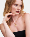 fable-england-jewellery-a-initial-anemone-halskette-gold image 2