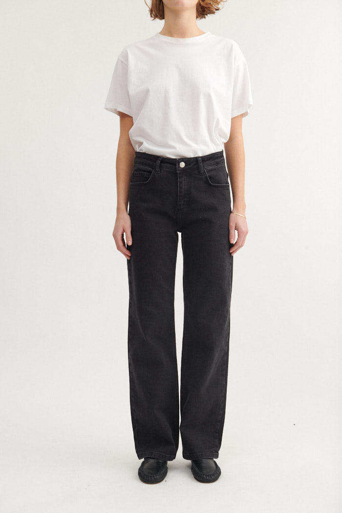 basic-apparel-elisa-black-jeans-schwarz-bio-stretch image 1