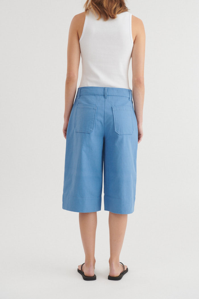 basic-apparel-lilla-shorts-riviera-bio-baumwolle-blau image 3