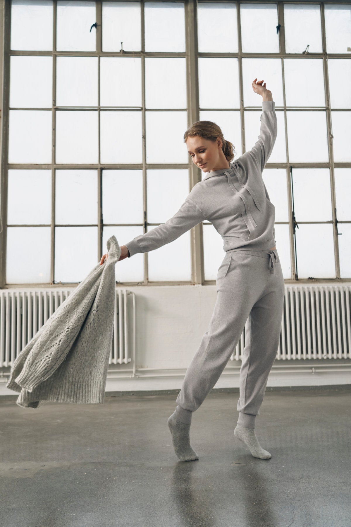 care-by-me-chloe-pants-hose-light-grey-kaschmir image 6