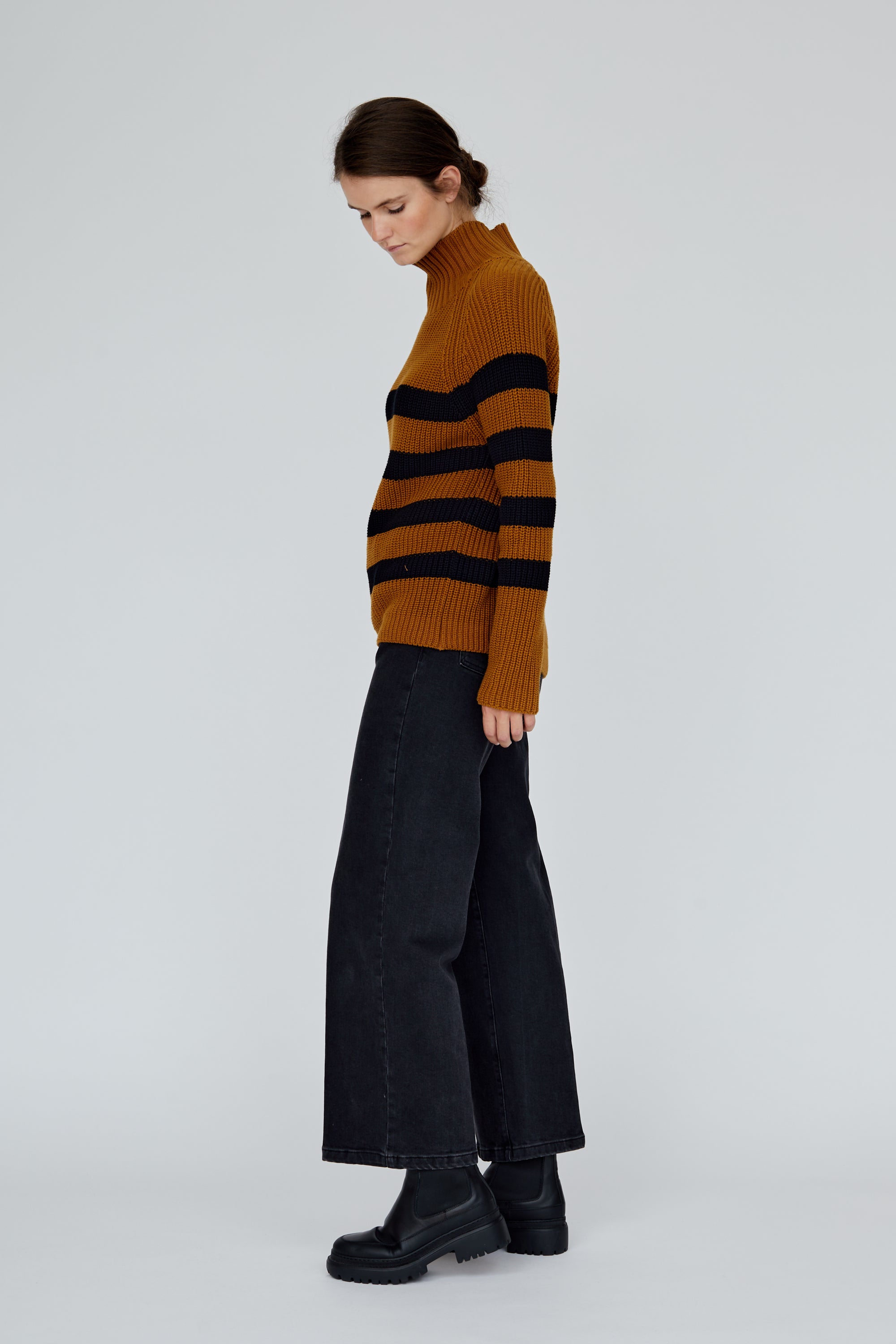 basic-apparel-sweety-pullover-bronze-brown-streifen-bio image 2