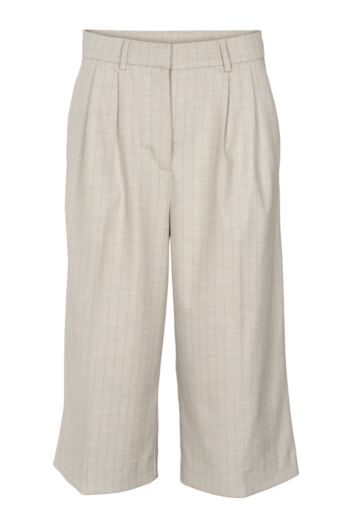 basic-apparel-marjo-shorts-chincilla-damen-shorts-bundfalte image 6