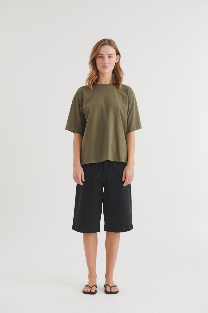 basic-apparel-raja-tee-damen-t-shirt-army-oversize-bio image 5